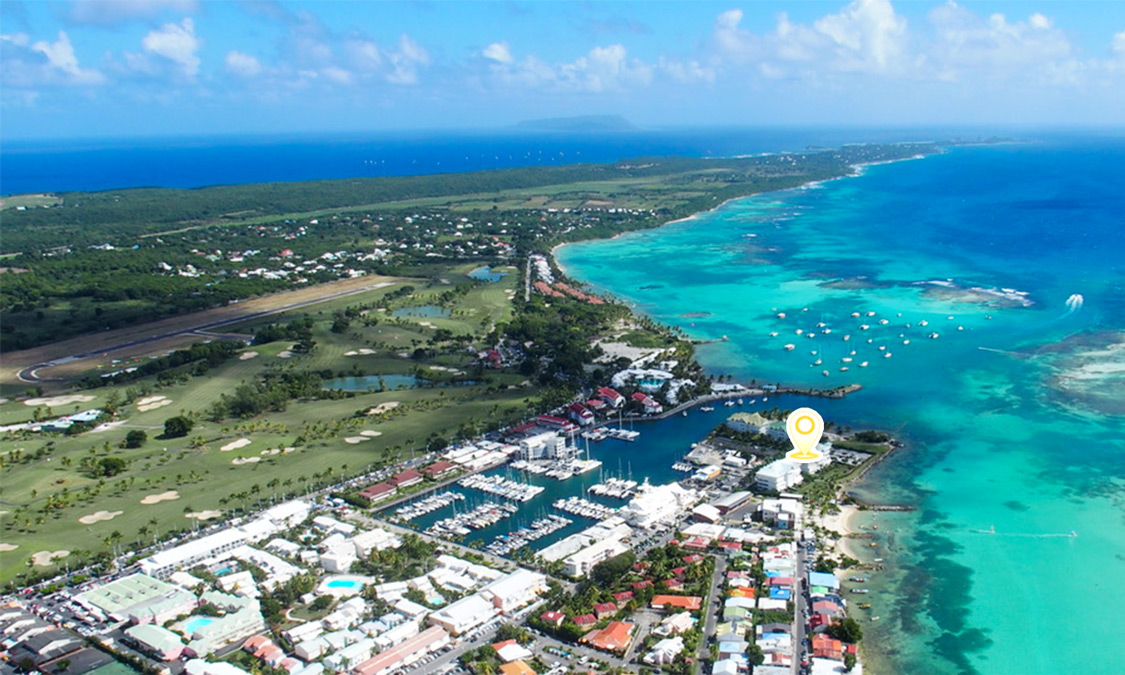 Vue aérienne de la marina et du lagon de Saint-François